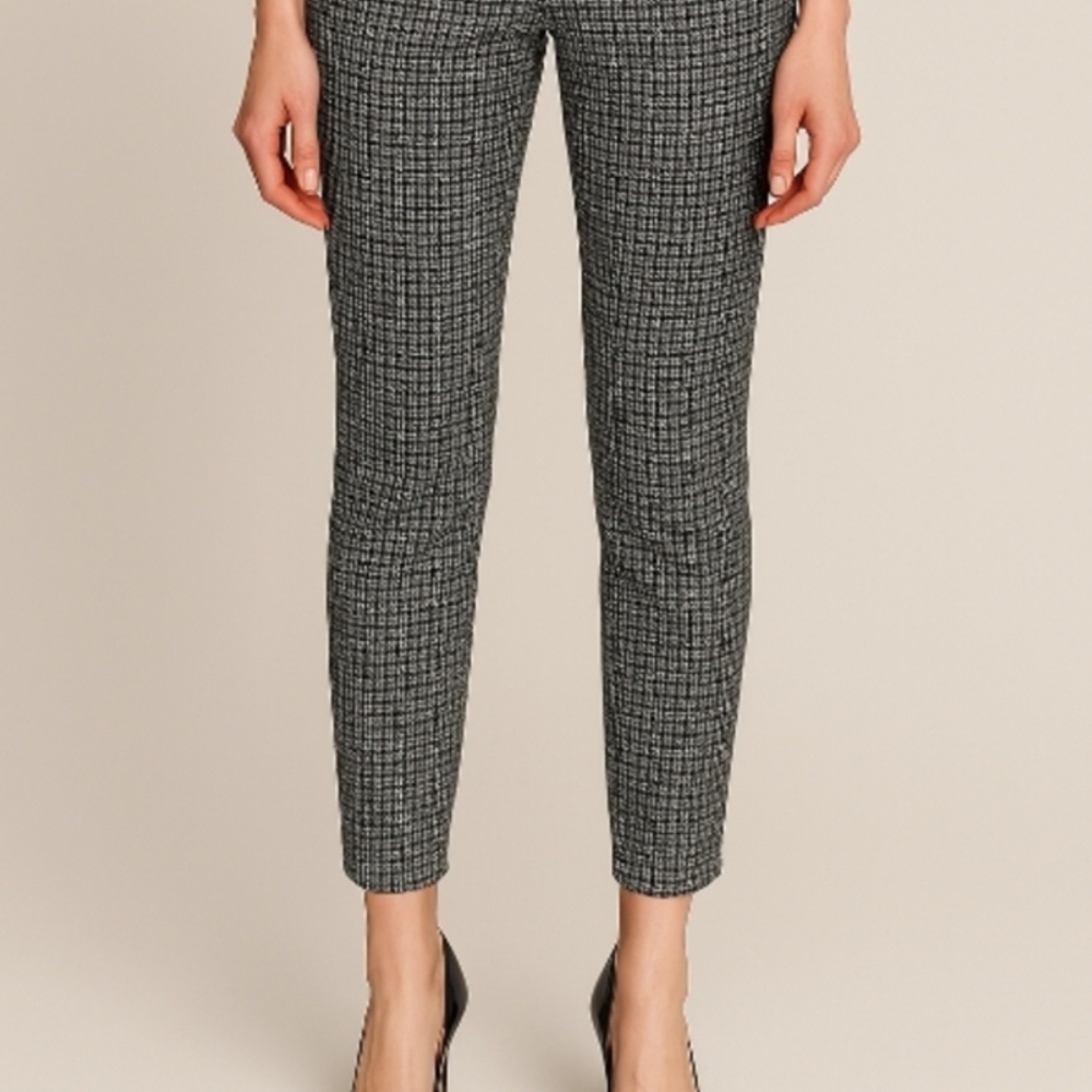 Banana Republic Ryan Black & White Ankle Cropped Pants, Size 4